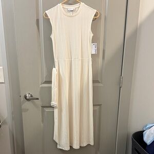A Sleeveless Ivory Midi Dress